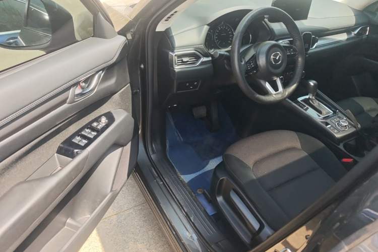 Used Mazda CX-5 2024 2.0L Automatic Two-Wheel Drive ZhiShang Version Driver Seat