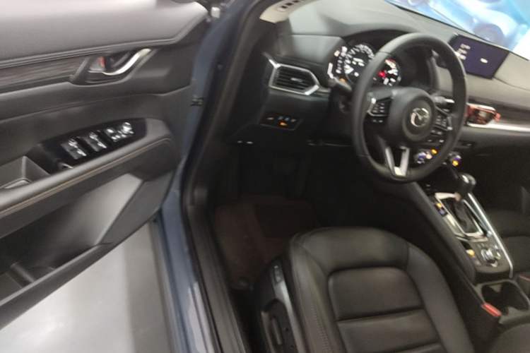 Used Mazda CX-5 2024 2.5L Automatic Two-Wheel Drive ZhiZun Version Driver Seat