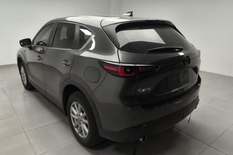 Used Mazda CX-5 2024 2.0L Automatic Two-Wheel Drive ZhiShang Version Exterior 2