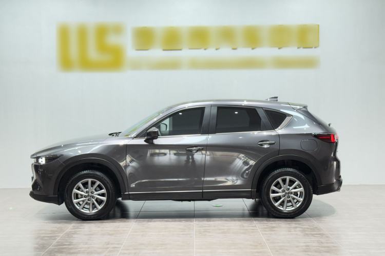 Used Mazda CX-5 2024 2.0L Automatic Two-Wheel Drive ZhiShang Version Exterior 3