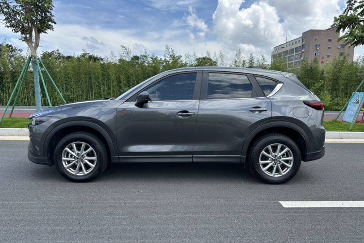 Used Mazda CX-5 2024 2.0L Automatic Two-Wheel Drive Comfort Version Exterior 4