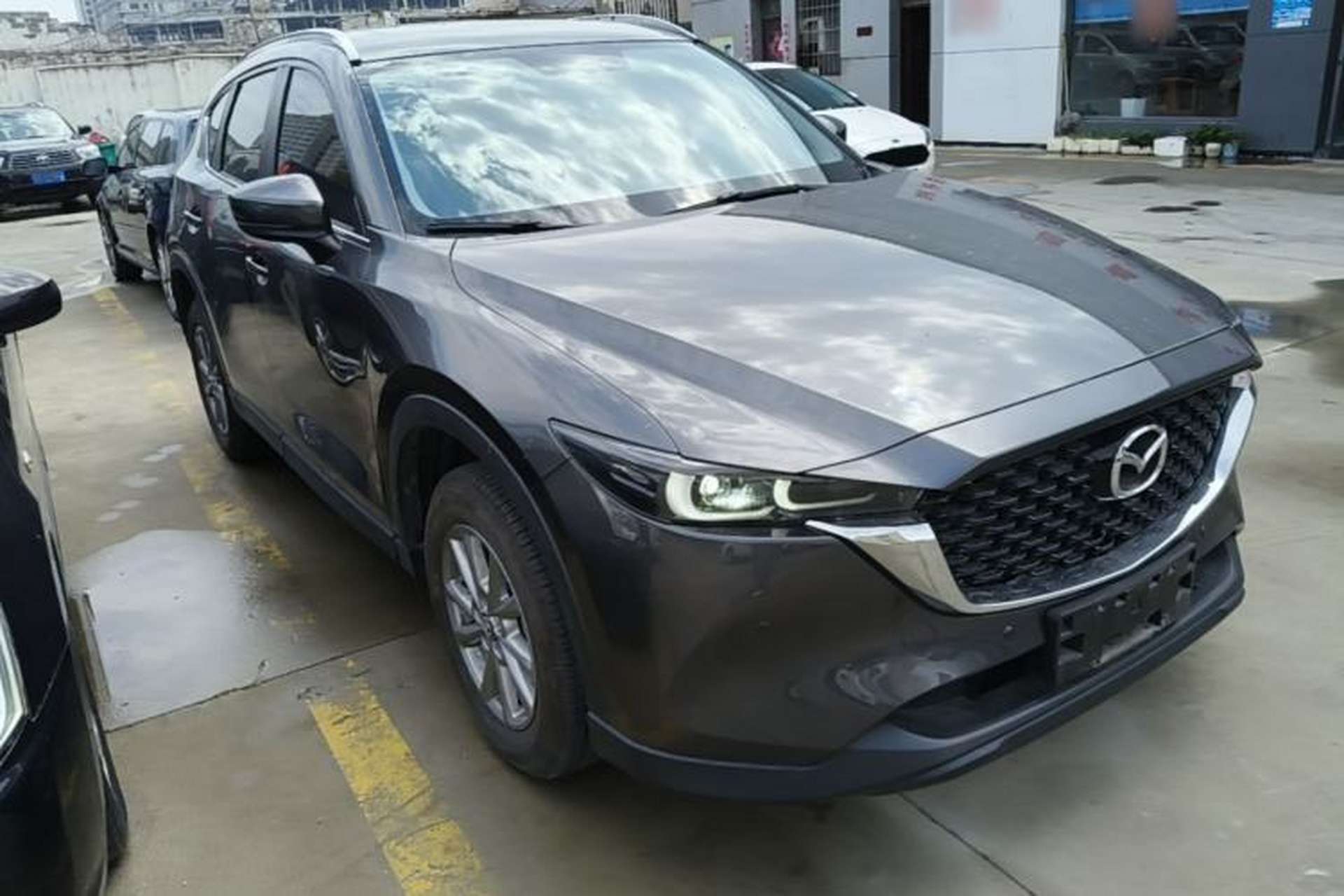 Used Mazda CX-5 2024 2.0L Automatic Two-Wheel Drive ZhiShang Version Front Right 45 Deg