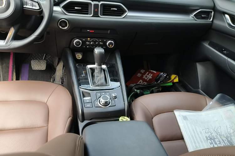 Used Mazda CX-5 2024 2.0L Automatic Two-Wheel Drive ZhiShang Version Gear Lever