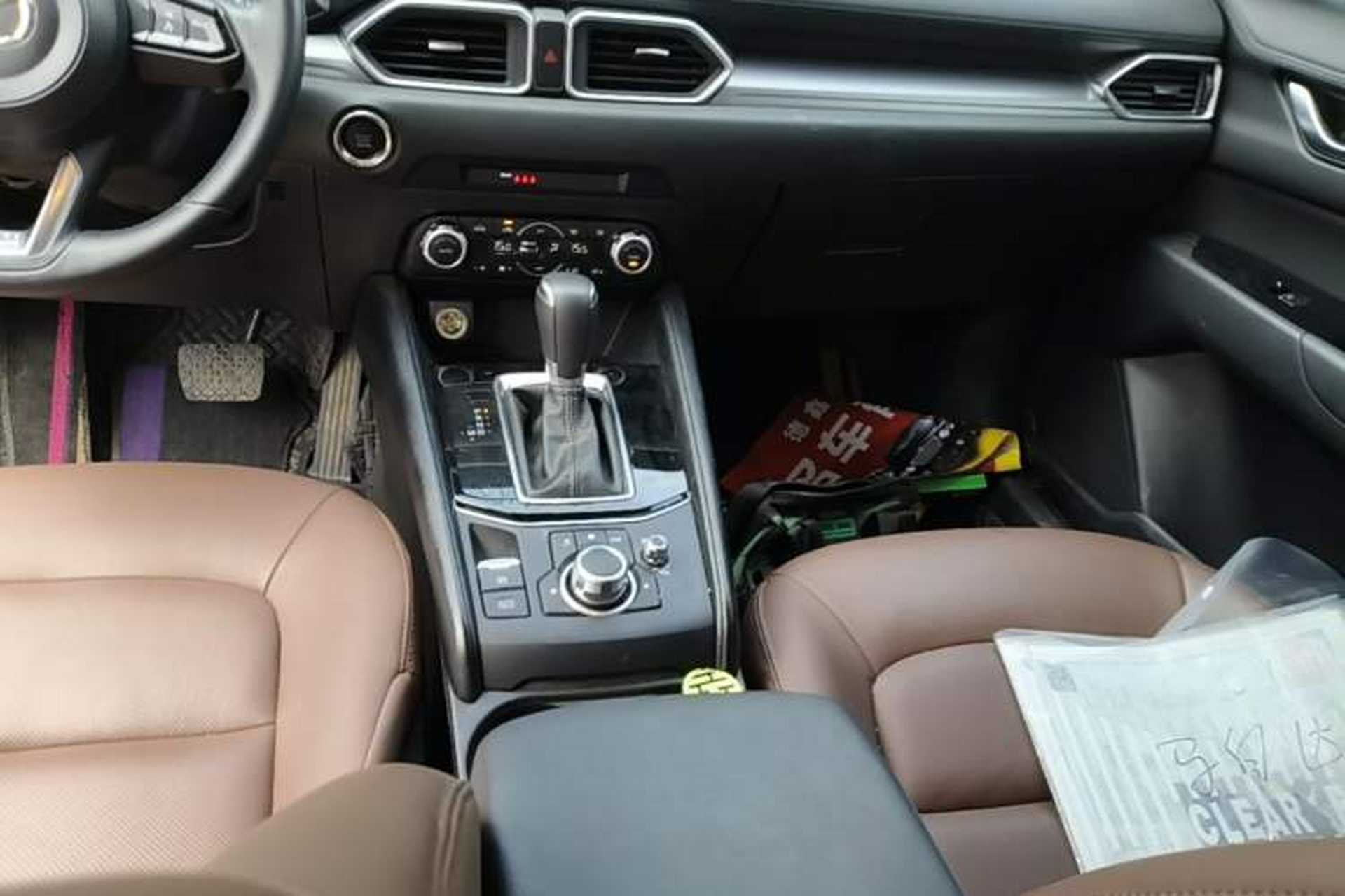 Used Mazda CX-5 2024 2.0L Automatic Two-Wheel Drive ZhiShang Version Gear Lever