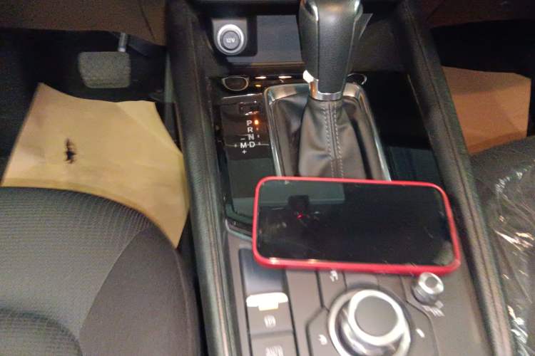 Used Mazda CX-5 2024 2.0L Automatic Two-Wheel Drive Comfort Version Gear Lever