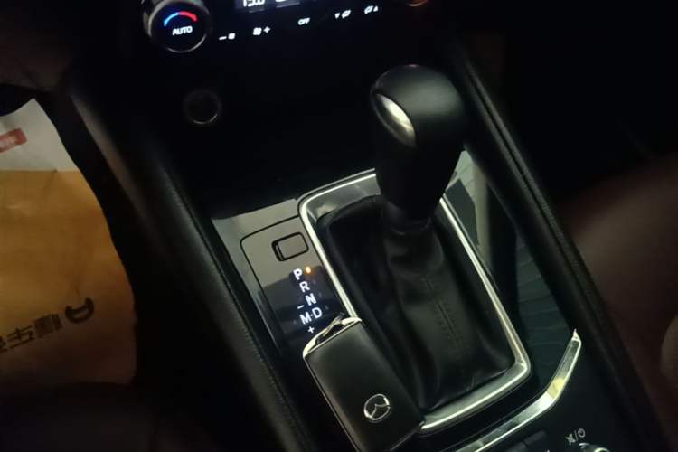 Used Mazda CX-5 2024 2.0L Automatic Two-Wheel Drive Comfort Version Gear Lever