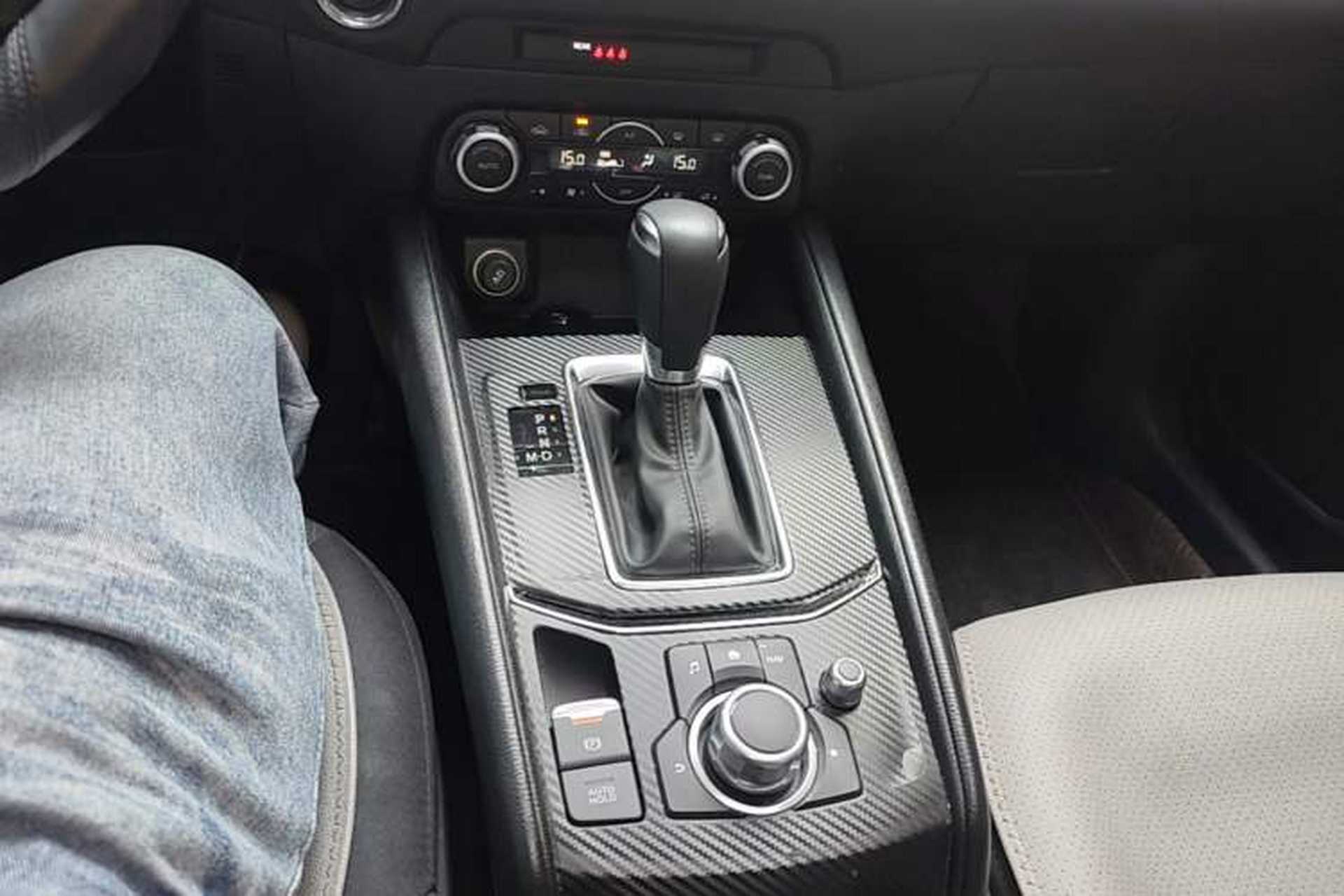 Used Mazda CX-5 2024 2.0L Automatic Two-Wheel Drive ZhiShang Pro Gear Lever