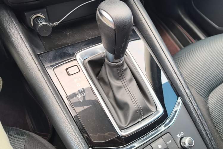 Used Mazda CX-5 2024 2.0L Automatic Two-Wheel Drive Comfort Version Gear Lever