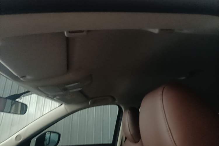 Used Mazda CX-5 2024 2.0L Automatic Two-Wheel Drive Comfort Version Headliner