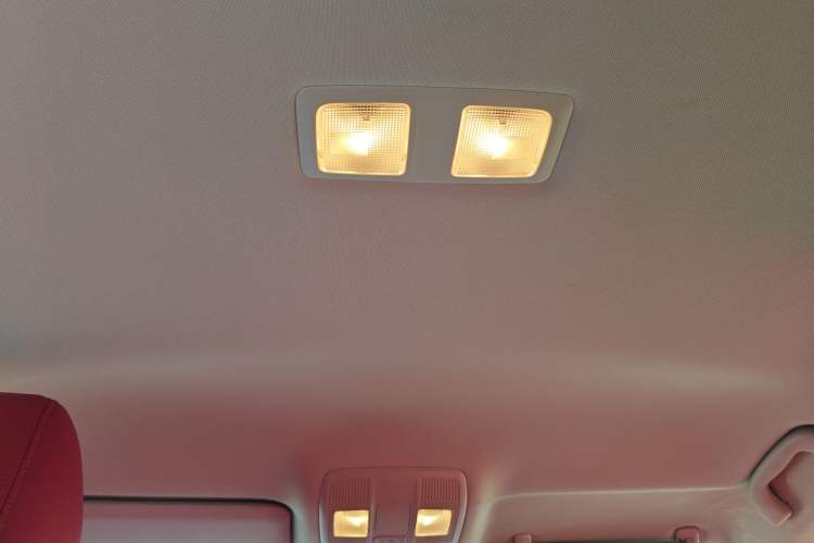 Used Mazda CX-5 2024 2.0L Automatic Two-Wheel Drive Comfort Version Headliner
