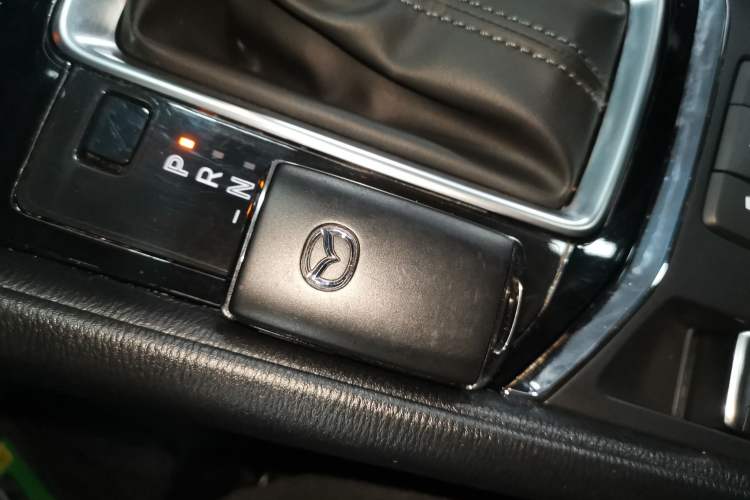 Used Mazda CX-5 2024 2.0L Automatic Two-Wheel Drive ZhiShang Version Interior 1