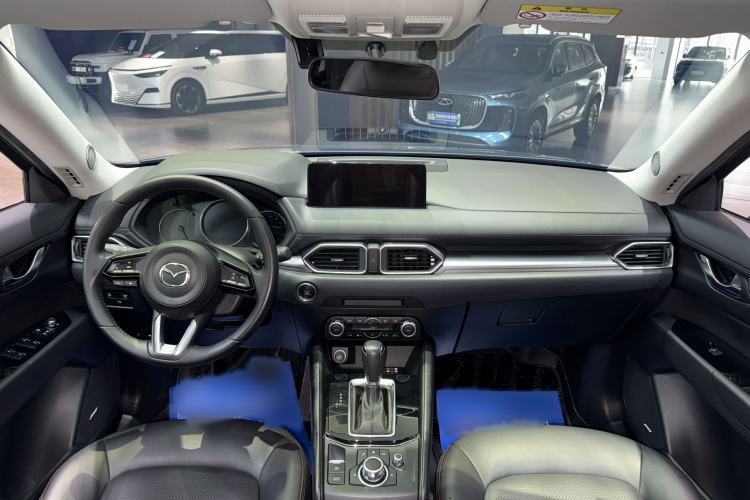 Used Mazda CX-5 2024 2.0L Automatic Two-Wheel Drive ZhiShang Version Interior 1