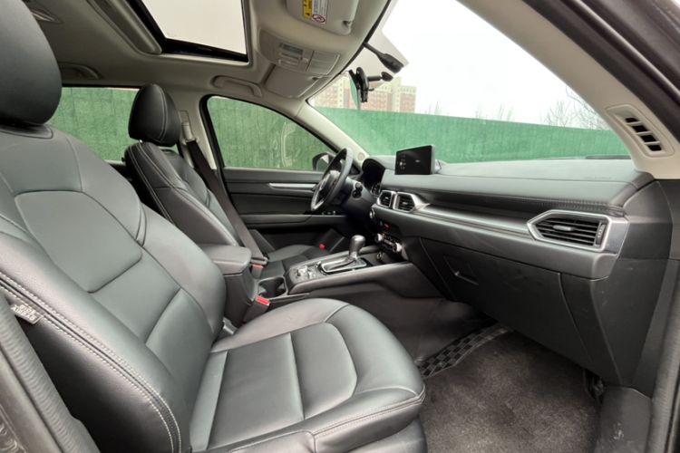 Used Mazda CX-5 2024 2.0L Automatic Two-Wheel Drive ZhiShang Version Interior 1