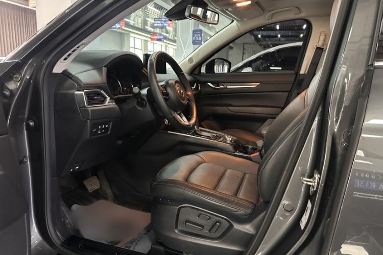 Used Mazda CX-5 2024 2.0L Automatic Two-Wheel Drive Zhiya Pro Interior 2