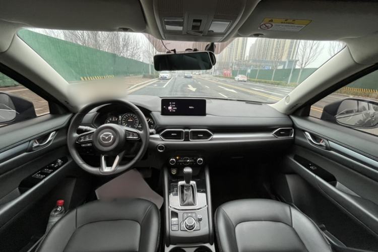 Used Mazda CX-5 2024 2.0L Automatic Two-Wheel Drive ZhiShang Version Interior 3