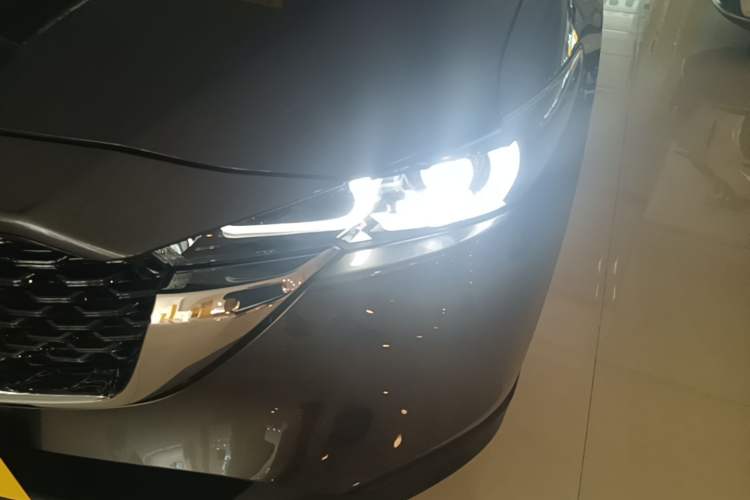 Used Mazda CX-5 2024 2.0L Automatic Two-Wheel Drive Comfort Version Left Front Headlight