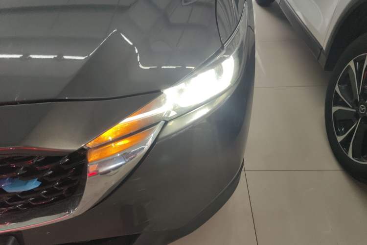 Used Mazda CX-5 2024 2.0L Automatic Two-Wheel Drive Comfort Version Left Front Headlight