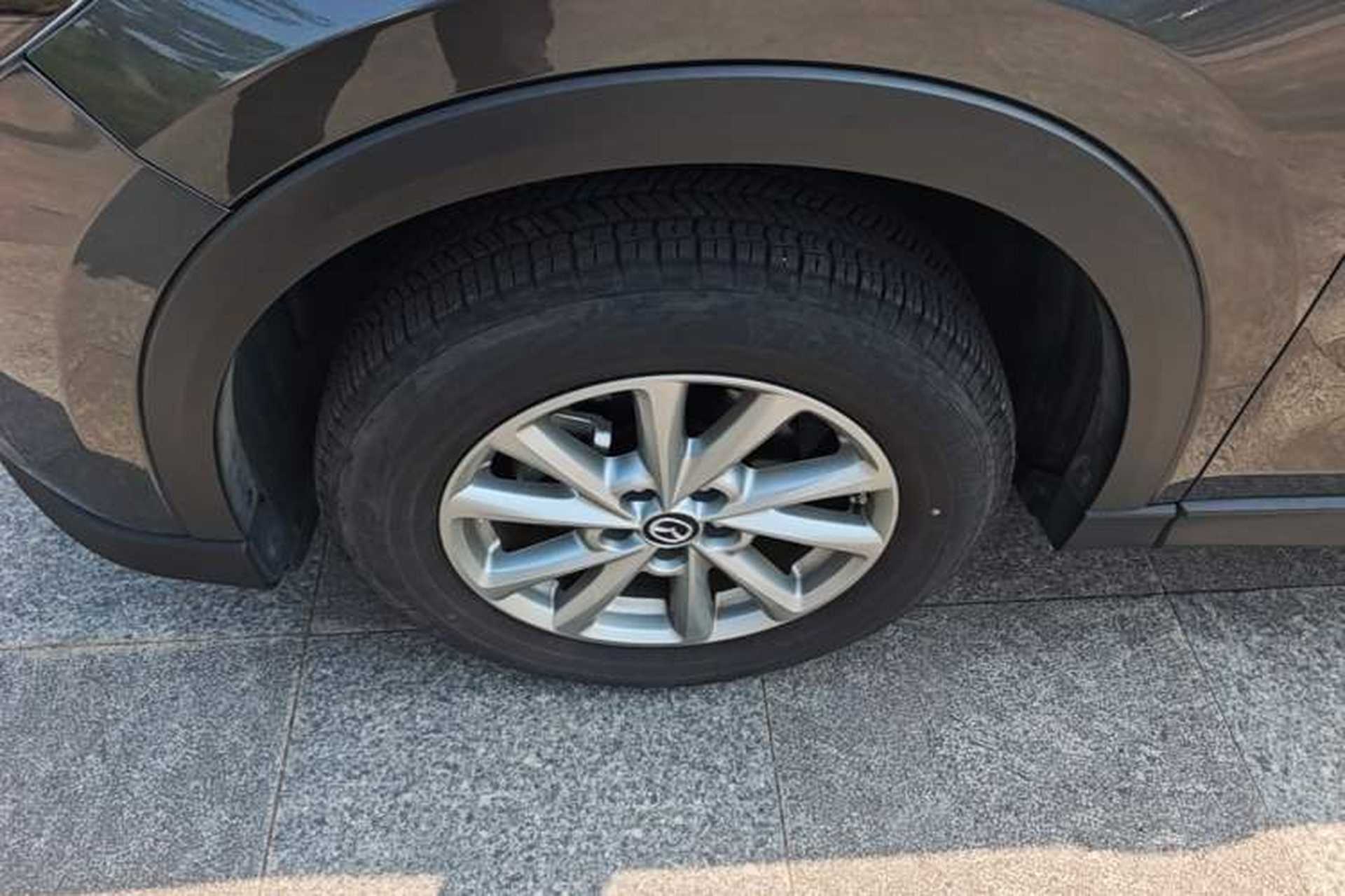Used Mazda CX-5 2024 2.0L Automatic Two-Wheel Drive Zhiya Pro Left Front Wheel Hub