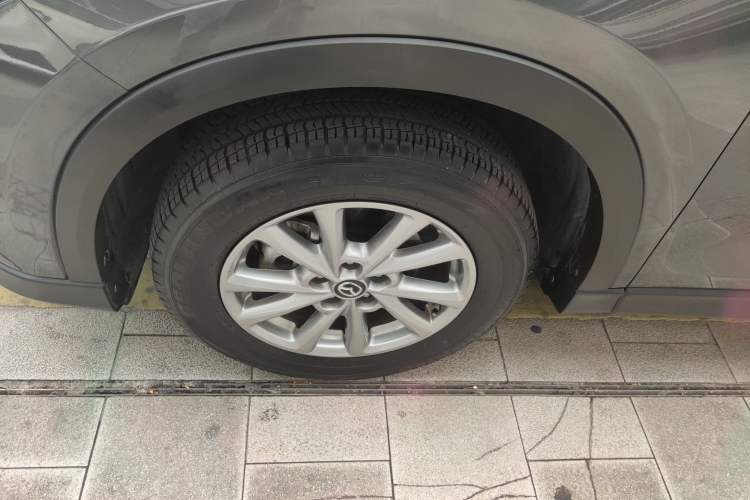 Used Mazda CX-5 2024 2.0L Automatic Two-Wheel Drive ZhiShang Version Left Front Wheel Hub