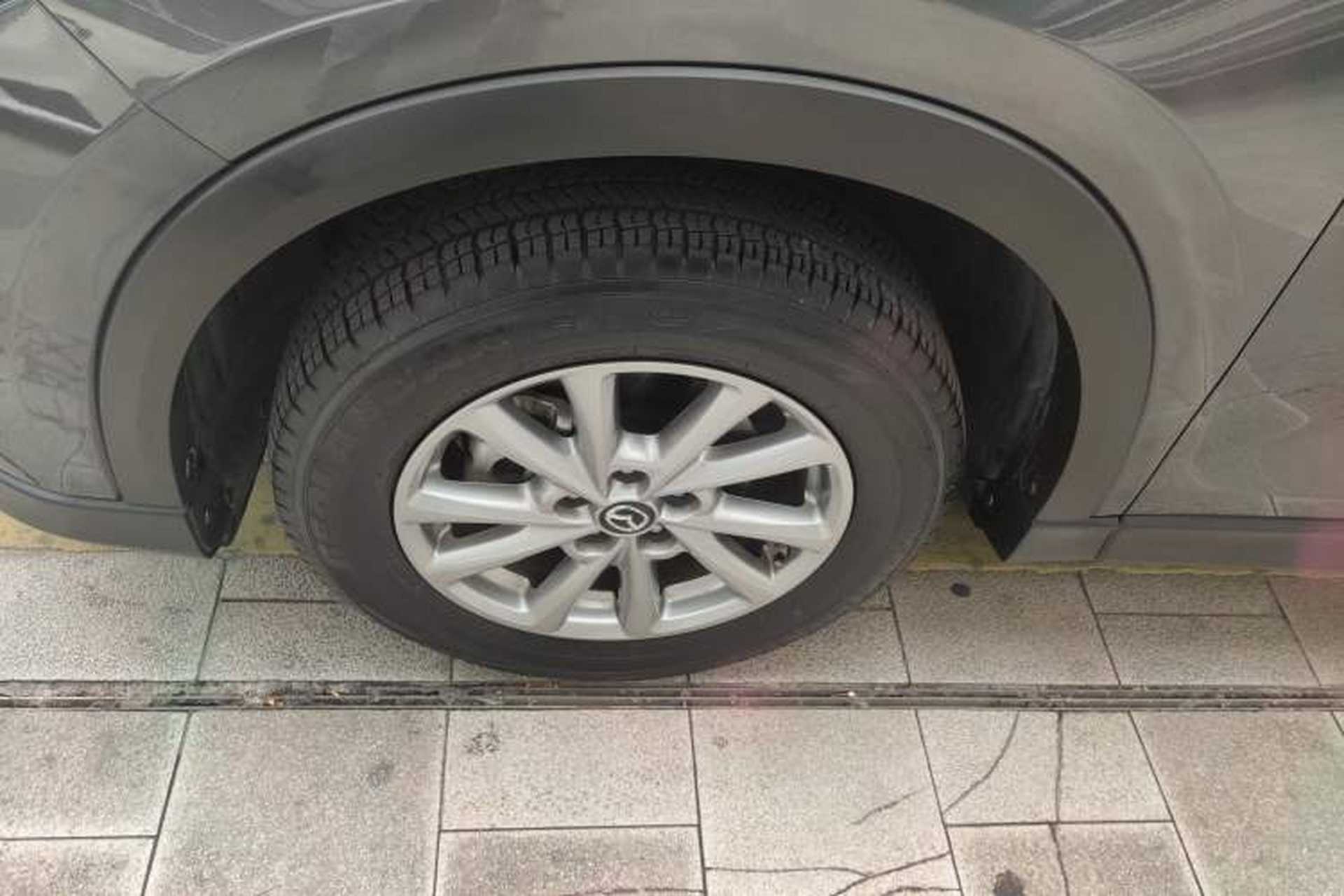 Used Mazda CX-5 2024 2.0L Automatic Two-Wheel Drive ZhiShang Version Left Front Wheel Hub