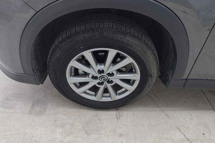 Used Mazda CX-5 2024 2.0L Automatic Two-Wheel Drive ZhiShang Version Left Front Wheel Hub
