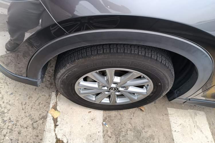 Used Mazda CX-5 2024 2.0L Automatic Two-Wheel Drive Comfort Version Left Front Wheel Hub