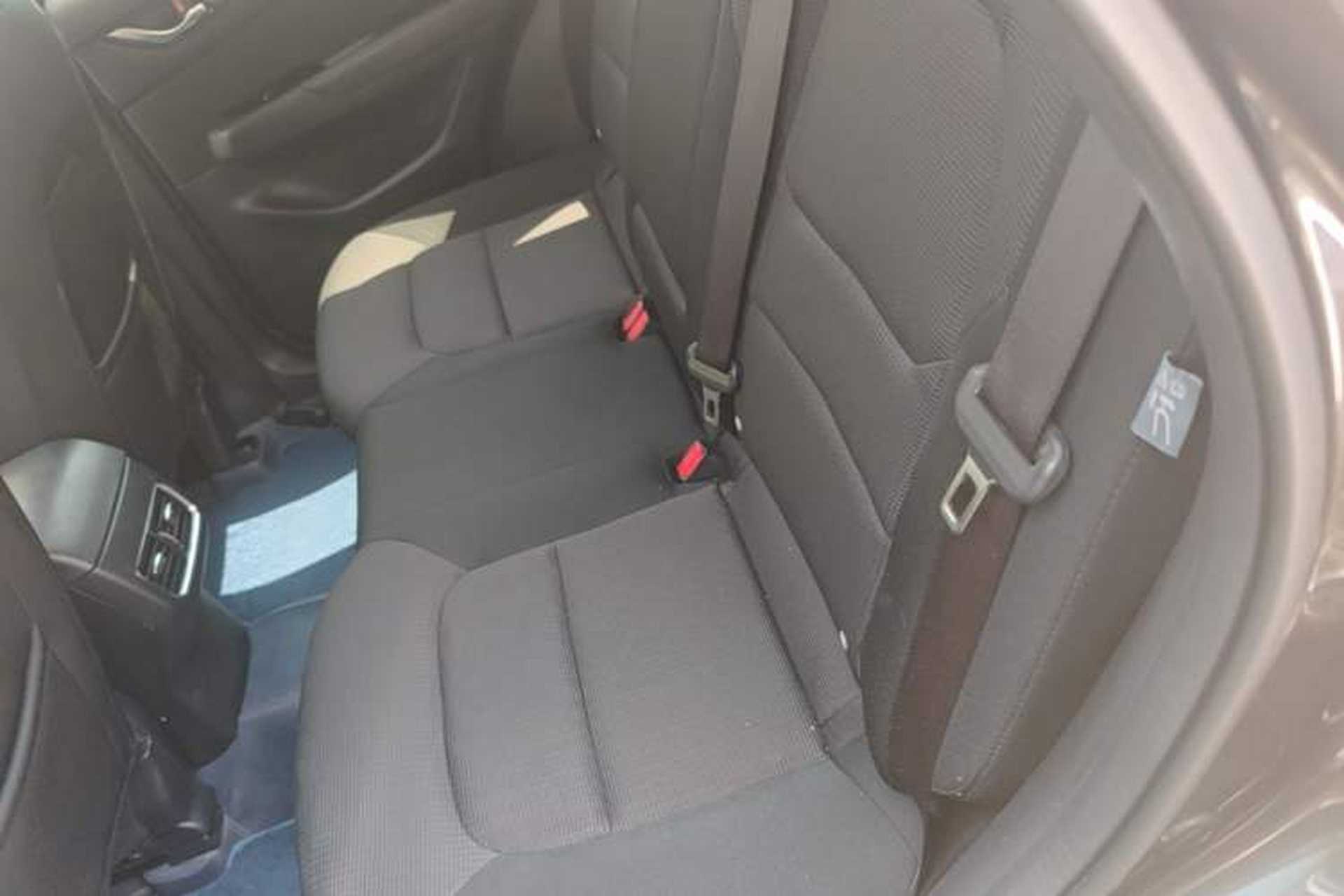 Used Mazda CX-5 2024 2.0L Automatic Two-Wheel Drive ZhiShang Version Left Rear Seat