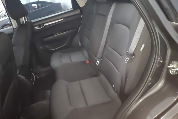 Used Mazda CX-5 2024 2.0L Automatic Two-Wheel Drive Comfort Version Left Rear Seat