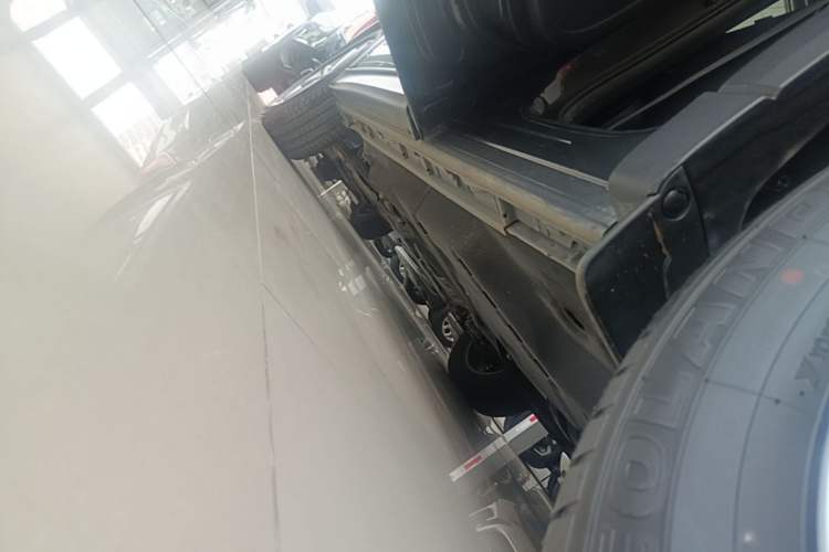 Used Mazda CX-5 2024 2.0L Automatic Two-Wheel Drive ZhiShang Pro Left Side Sill