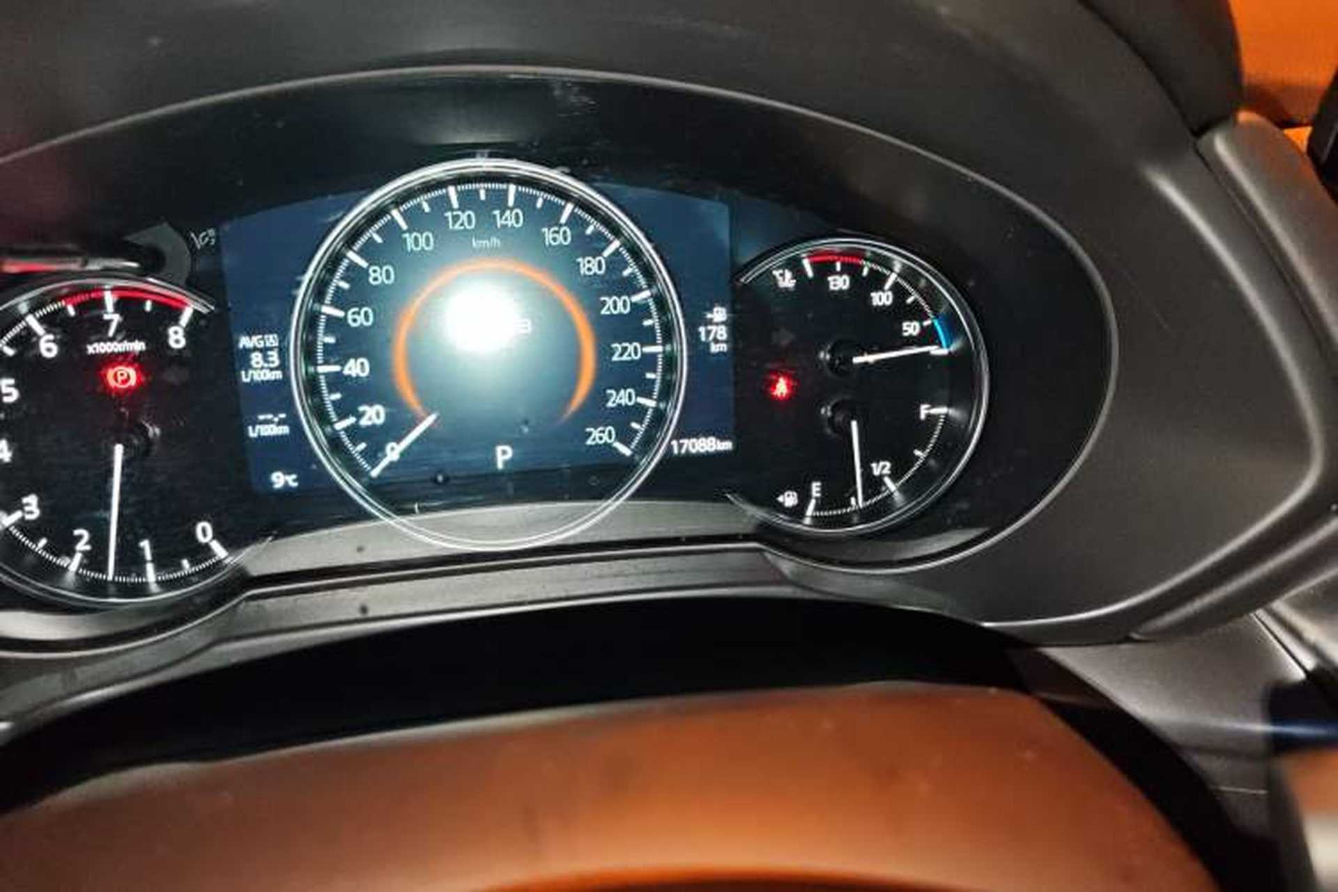 Used Mazda CX-5 2024 2.0L Automatic Two-Wheel Drive ZhiShang Version Odometer Close Up