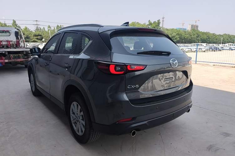 Used Mazda CX-5 2024 2.0L Automatic Two-Wheel Drive ZhiShang Version Rear Left 45 Deg