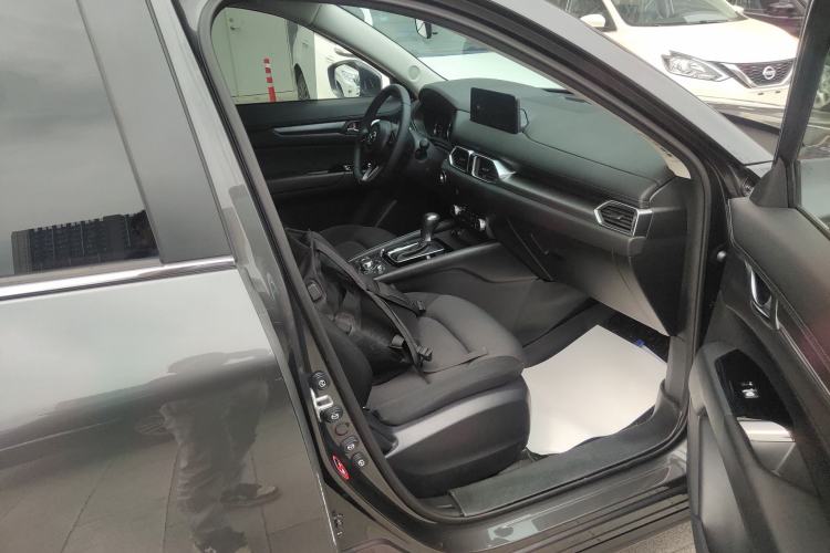 Used Mazda CX-5 2024 2.0L Automatic Two-Wheel Drive ZhiShang Version Right Front Seat