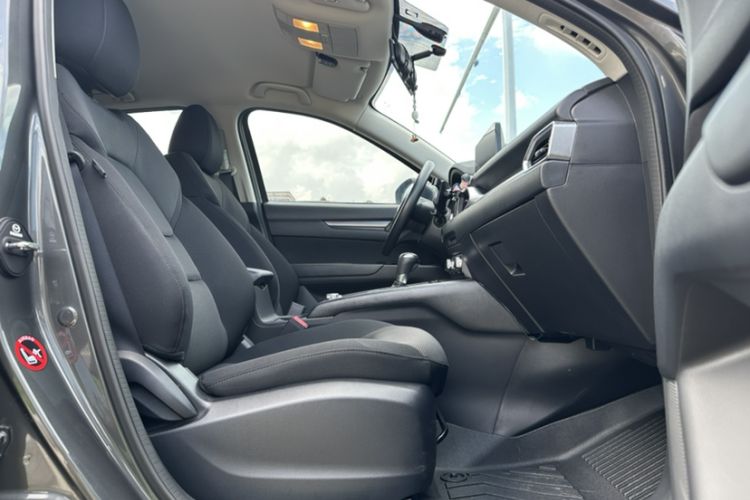 Used Mazda CX-5 2024 2.0L Automatic Two-Wheel Drive Comfort Version Right Front Seat