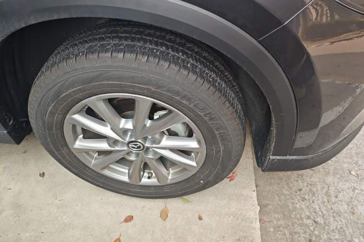 Used Mazda CX-5 2024 2.0L Automatic Two-Wheel Drive Zhiya Pro Right Front Wheel Hub