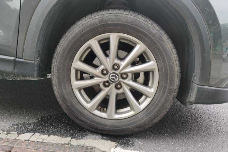 Used Mazda CX-5 2024 2.0L Automatic Two-Wheel Drive Comfort Version Right Front Wheel Hub