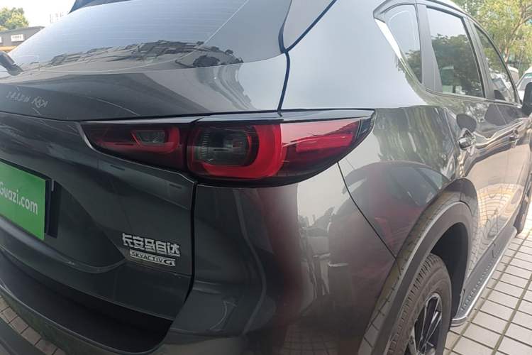 Used Mazda CX-5 2024 2.0L Automatic Two-Wheel Drive Comfort Version Right Rear Taillight