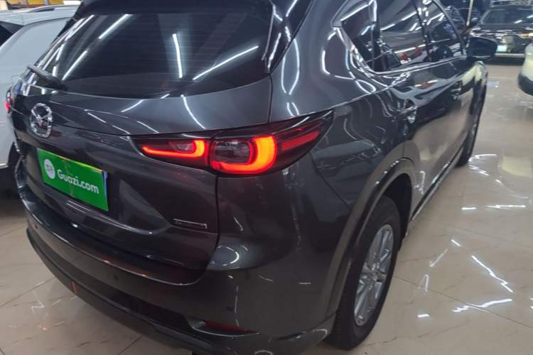 Used Mazda CX-5 2024 2.0L Automatic Two-Wheel Drive ZhiShang Pro Right Rear Taillight