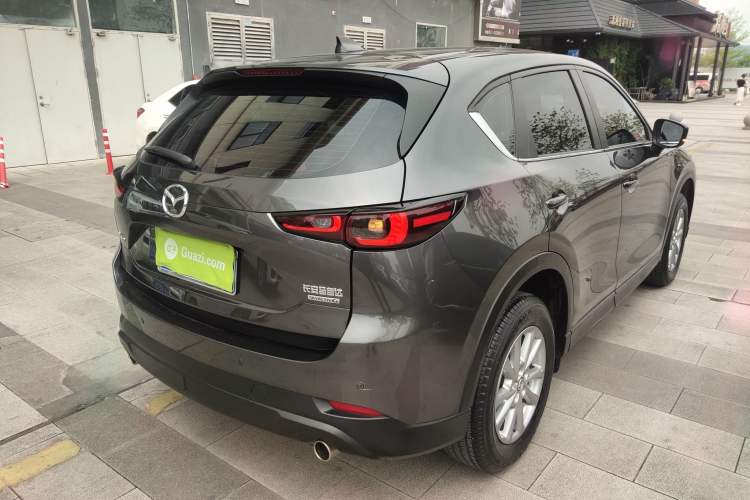 Used Mazda CX-5 2024 2.0L Automatic Two-Wheel Drive ZhiShang Version Right Rear Taillight