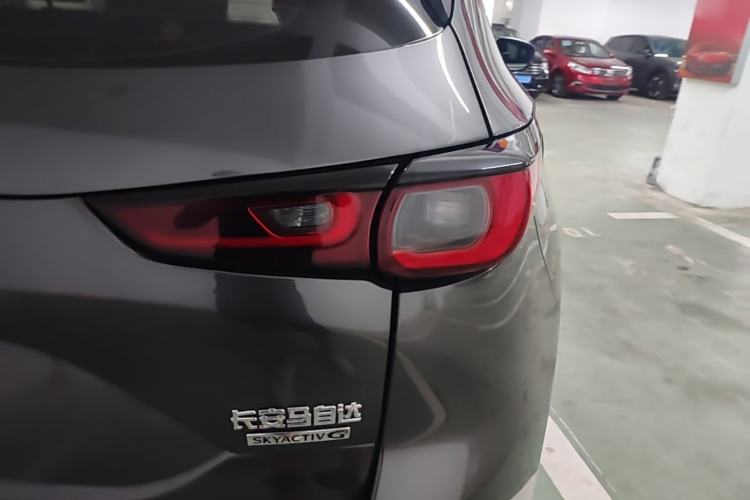 Used Mazda CX-5 2024 2.0L Automatic Two-Wheel Drive Comfort Version Right Rear Taillight