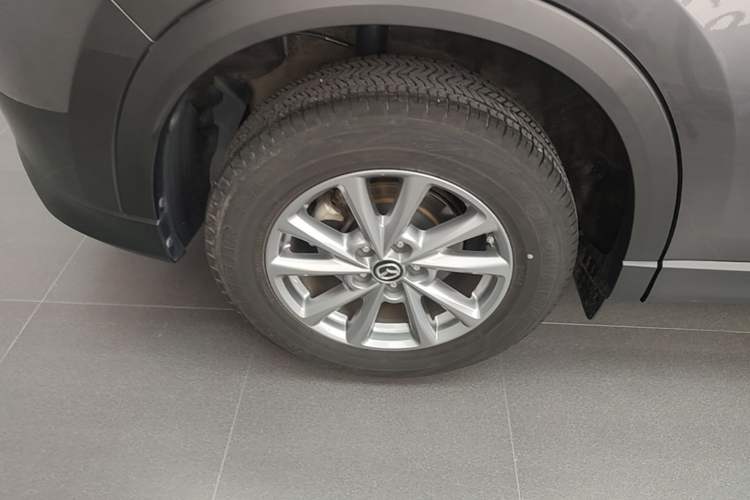 Used Mazda CX-5 2024 2.0L Automatic Two-Wheel Drive ZhiShang Version Right Rear Wheel Hub