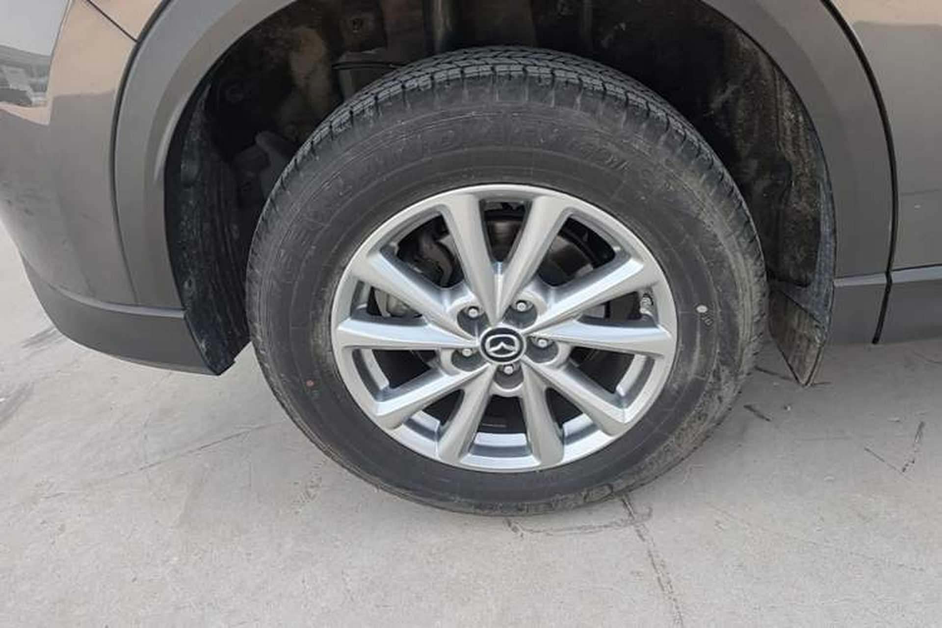 Used Mazda CX-5 2024 2.0L Automatic Two-Wheel Drive ZhiShang Version Right Rear Wheel Hub