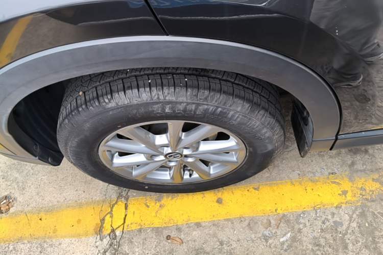 Used Mazda CX-5 2024 2.0L Automatic Two-Wheel Drive Comfort Version Right Rear Wheel Hub