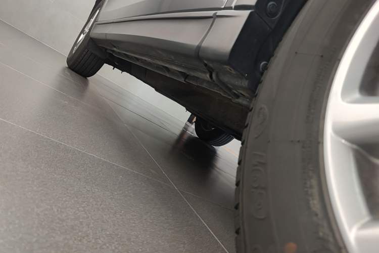 Used Mazda CX-5 2024 2.0L Automatic Two-Wheel Drive ZhiShang Version Right Side Sill
