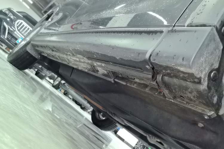 Used Mazda CX-5 2024 2.0L Automatic Two-Wheel Drive Comfort Version Right Side Sill
