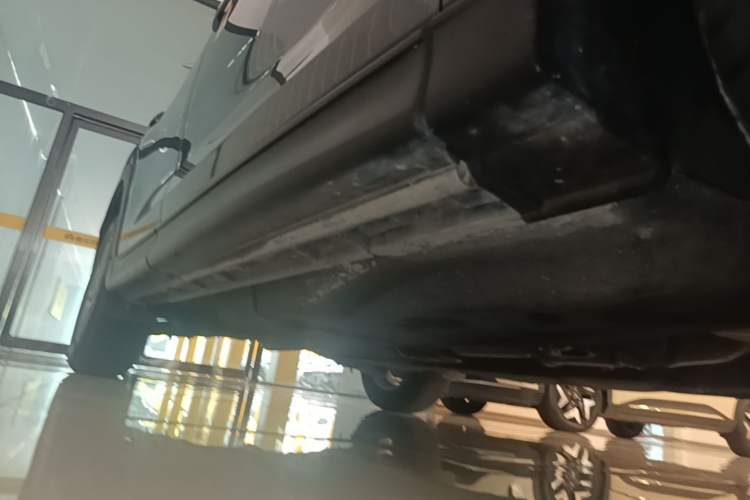 Used Mazda CX-5 2024 2.0L Automatic Two-Wheel Drive Comfort Version Right Side Sill