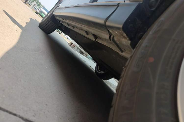 Used Mazda CX-5 2024 2.0L Automatic Two-Wheel Drive ZhiShang Pro Right Side Sill
