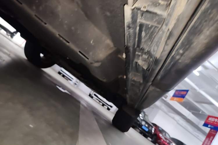 Used Mazda CX-5 2024 2.0L Automatic Two-Wheel Drive Comfort Version Right Side Sill