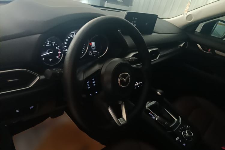 Used Mazda CX-5 2024 2.0L Automatic Two-Wheel Drive Comfort Version Steering Wheel
