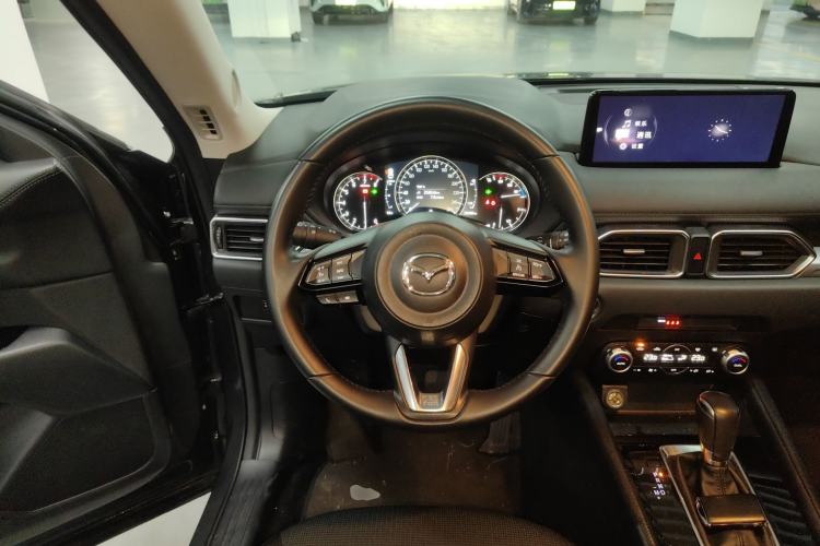 Used Mazda CX-5 2024 2.0L Automatic Two-Wheel Drive ZhiShang Version Steering Wheel