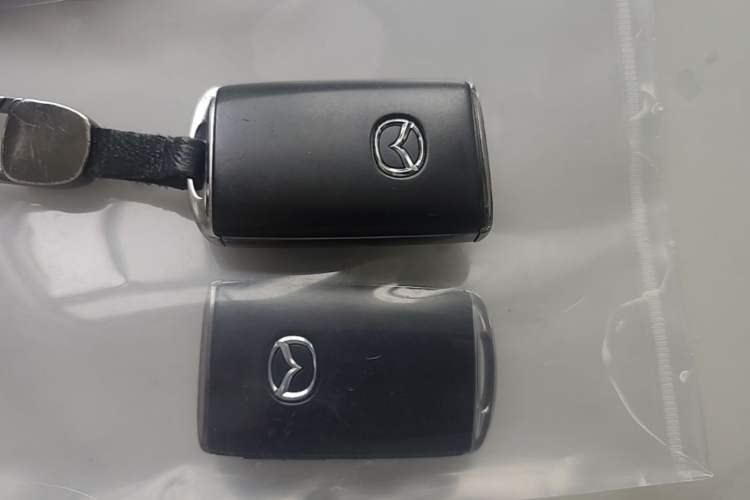 Used Mazda CX-5 2024 2.0L Automatic Two-Wheel Drive Comfort Version Vehicle Key